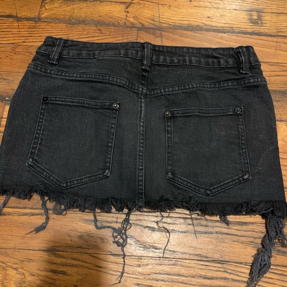 Vintage denim skirt - Picture 3 of 3